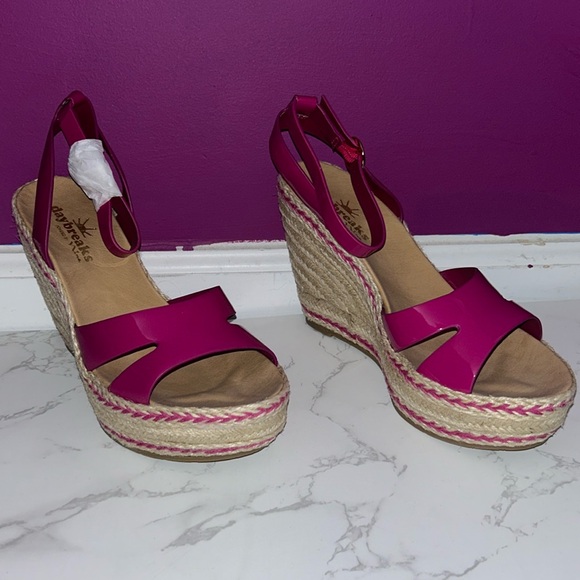 NWOT Estelle Berry Patent Pu - Picture 7 of 15